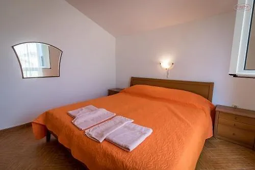 Sanja Apartman Rab Town